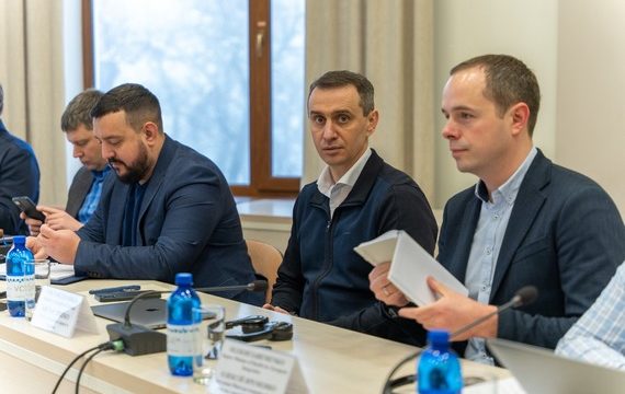 До кінця 2024 р. близько 10 тис. сімейних лікарів пройдуть навчання за програмою «Послуги з психічного здоров’я на первинному рівні» – Віктор Ляшко